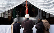 2008年元旦　函館八幡宮の初詣風景